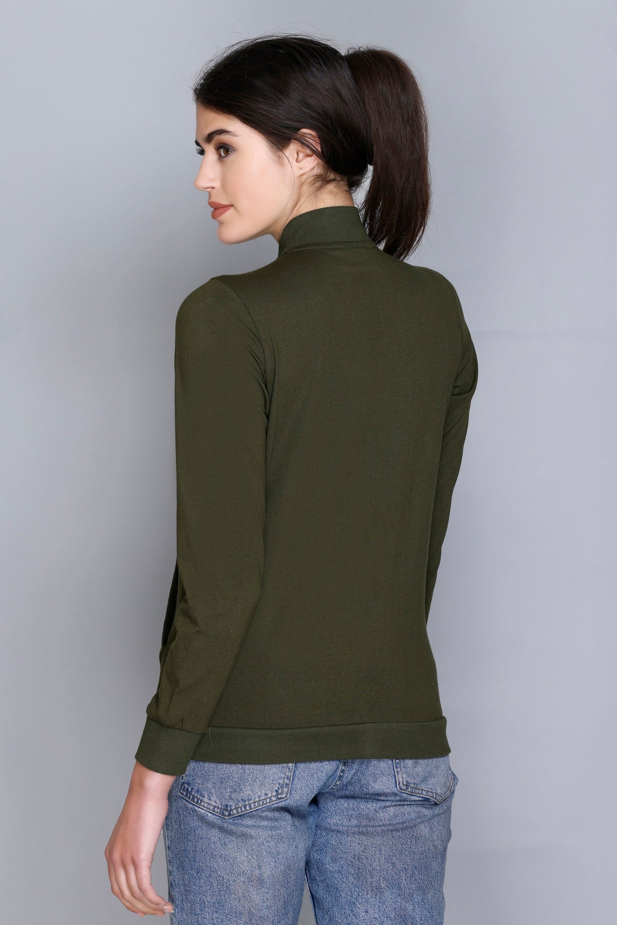 ANGELBELLS | Sun Protection With Standing Coller – Elegant & Cozy Everyday Layer